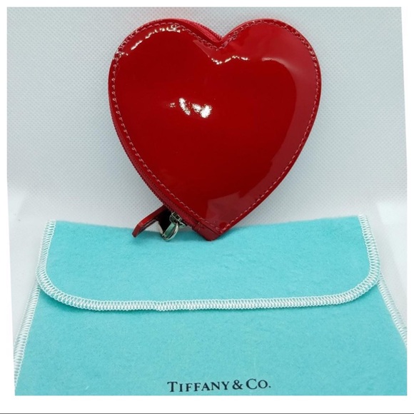 TIFFANY & CO HEART POUCH LISTING SOON - Picture 1 of 8